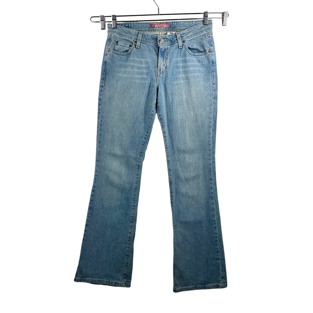 VTG Levi's 518 Super low Bootcut Jeans sz 11 L‎ Blue light wash Y2K cow girl